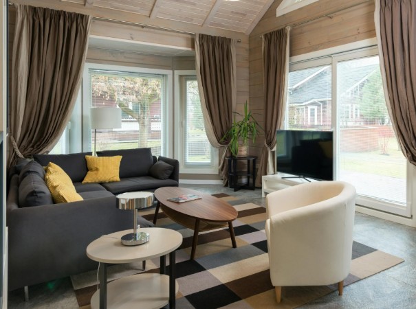 Stylish & Affordable Custom Curtains in Los Angeles by F & R Interiors