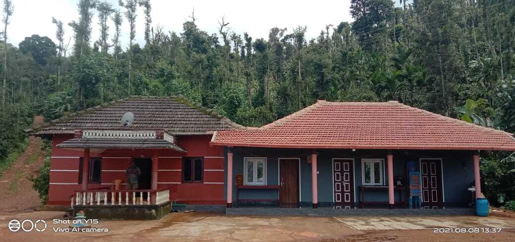 Coffee Ghiri homestay