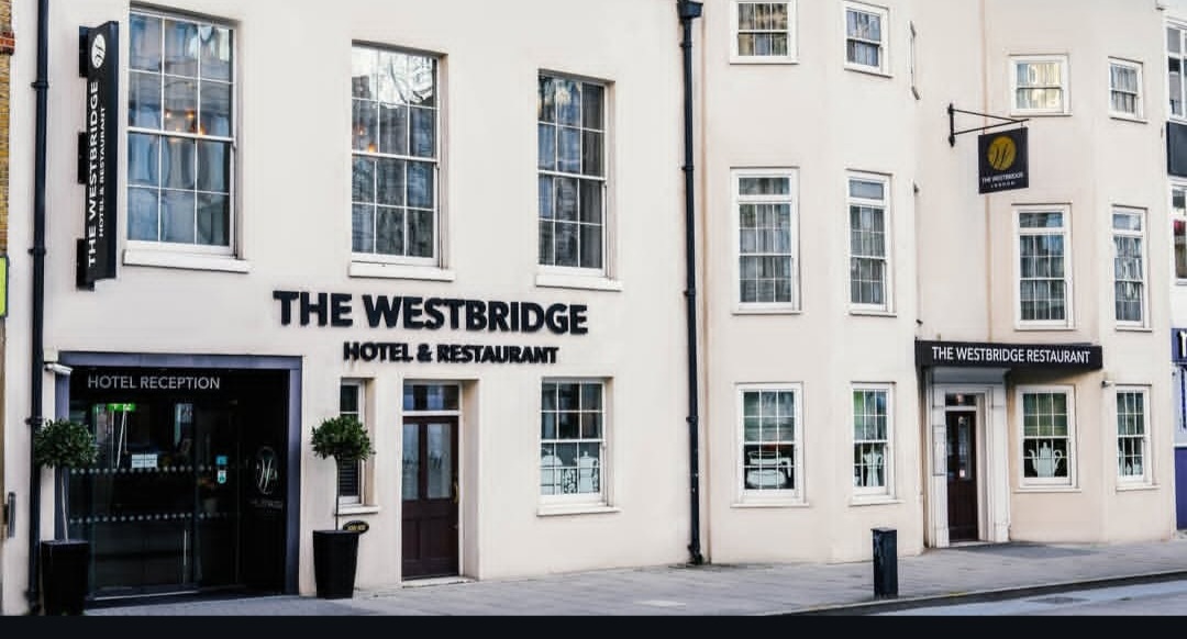 Assistant manager of front office wanted