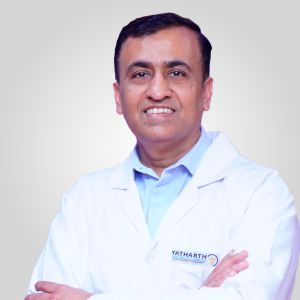 Dr Dushyant Nadar - Best Urologist, , Robotic and Renal Transplant Surgeon in Noida