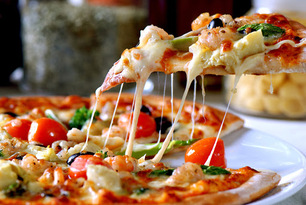 Craving a taste of Italy right at your doorstep? Dive into our mouth-watering pizzas today!