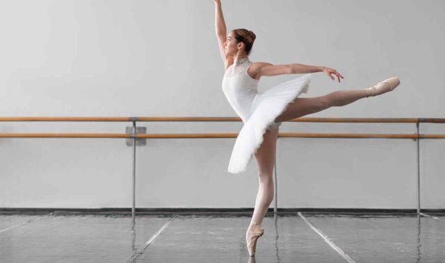 Exclusive Belly Dancing Classes - Imperial Russian Academy