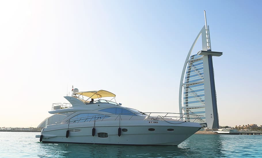 Book a yacht Trip at only 250 AED