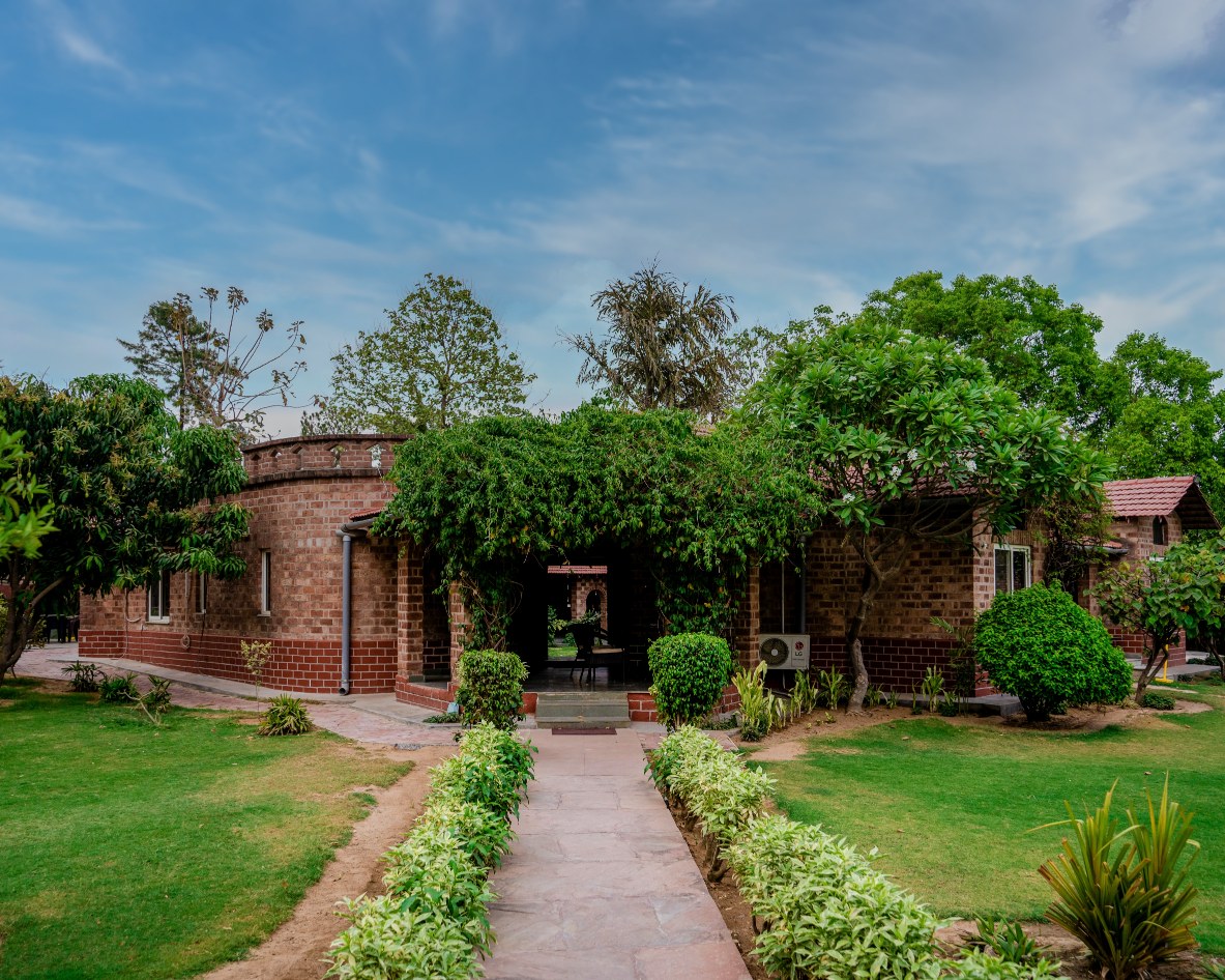 Simbliss Farmhouse - Best Farmhouse in Gurgaon