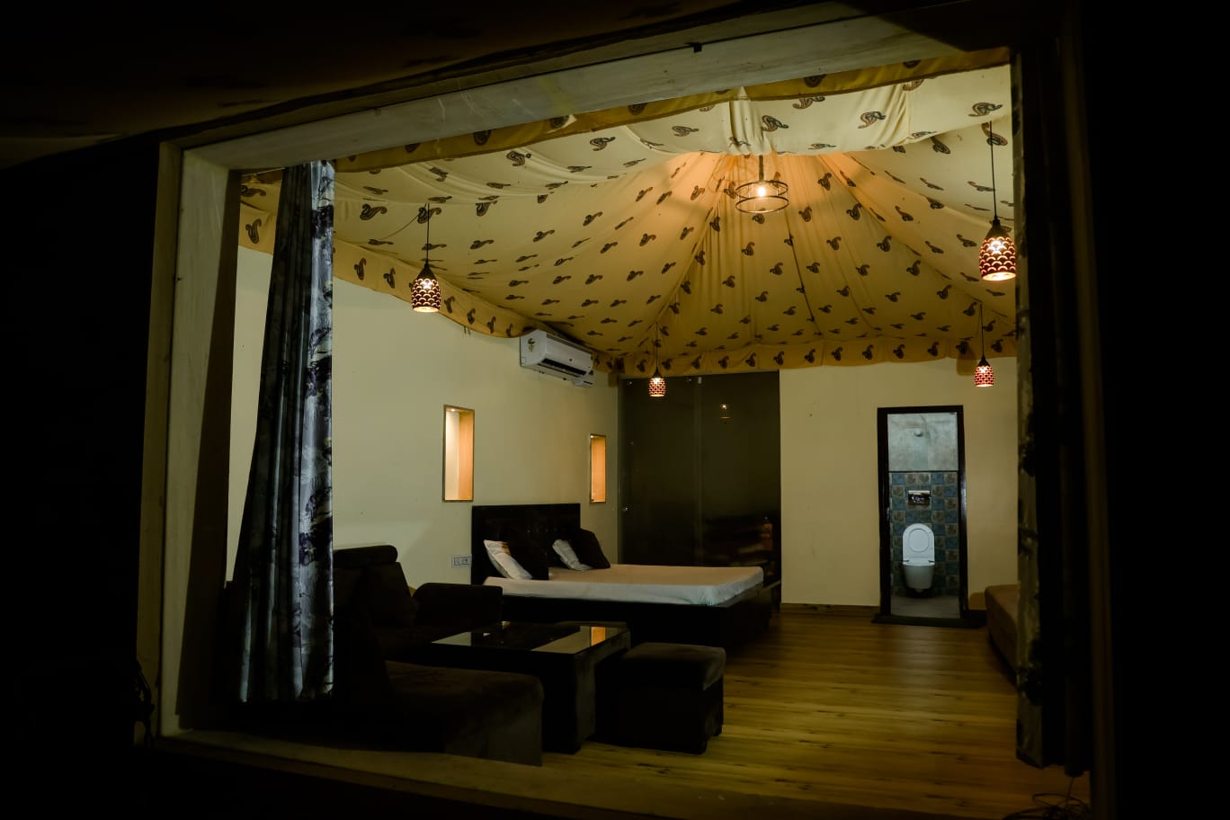 The Rustic Villa - Party Villa in Jaipur