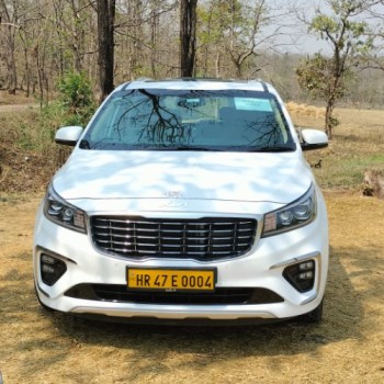 Experience Premium Comfort with Kia Carnival Rentals in Delhi