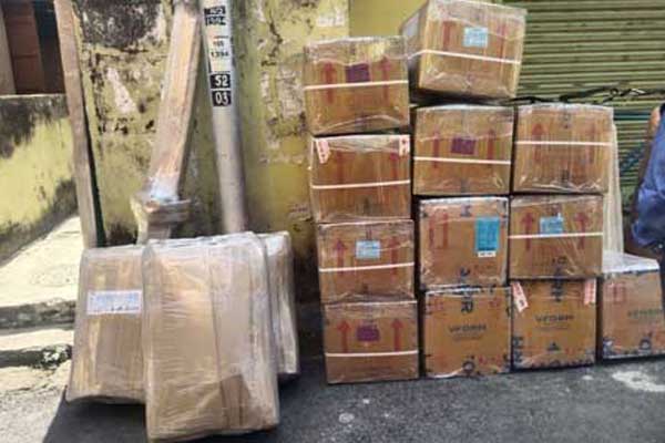 Packers and Movers in Dharmatala, Kolkata
