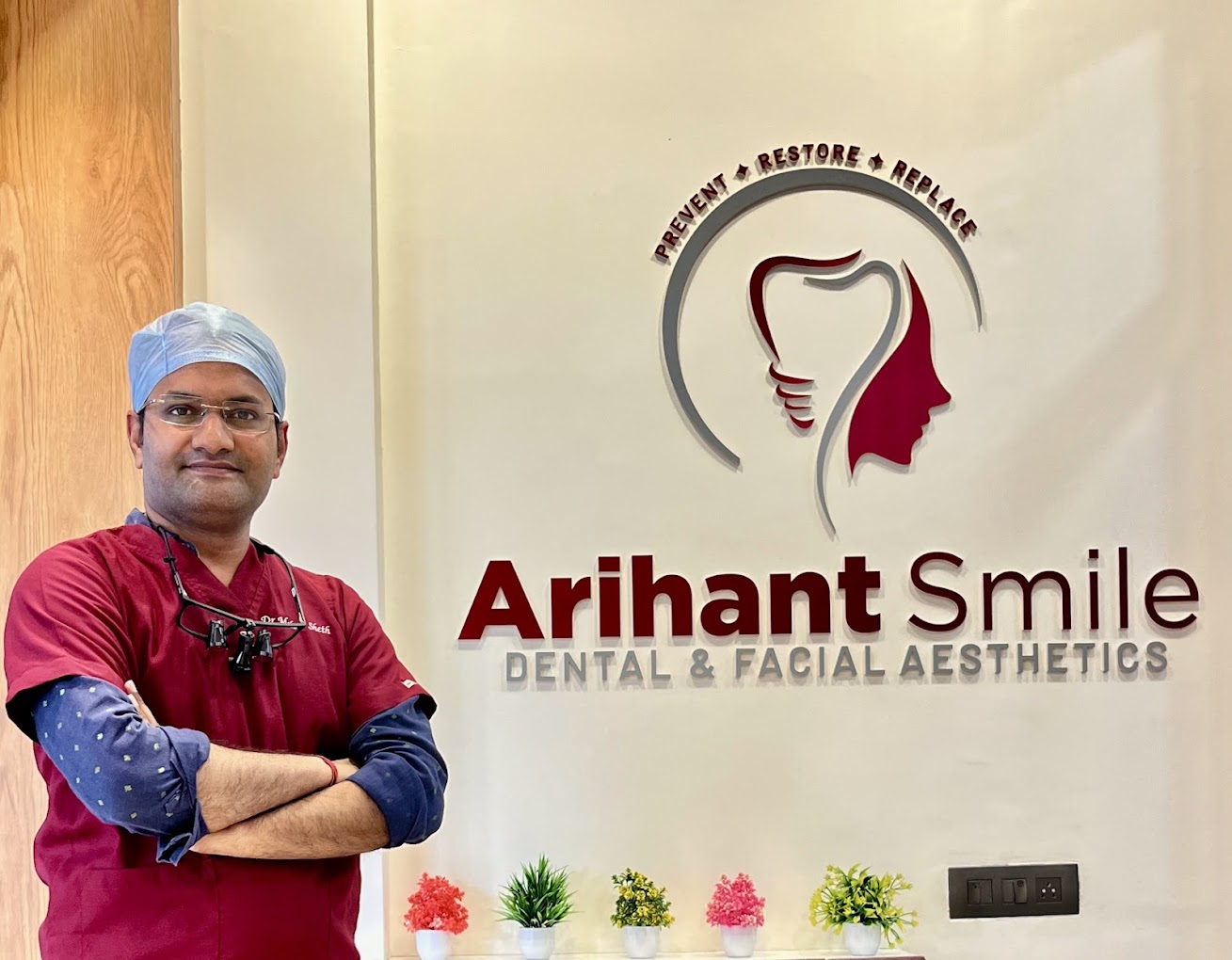 Arihant Smile Dental Clinic in Memnagar - Single Sitting RCT - Dental Implant - Teeth Whitening