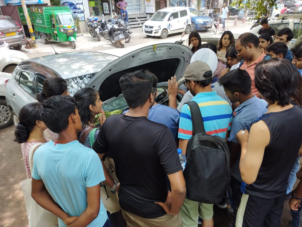 Best Car Driving School in South Extension - Mandeep Motor Driving School