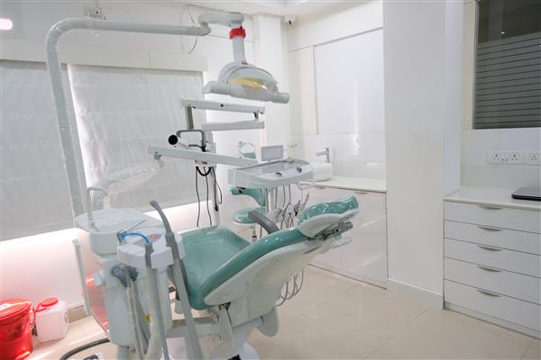 dental doctor gachibowli
