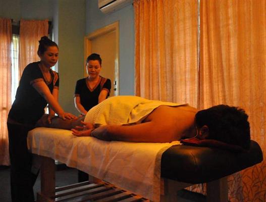 body massage with extra services spa in kharghar 8878874347
