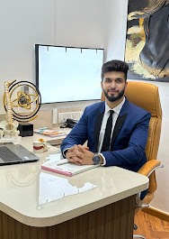 DR. SARTHAK KADAKIA | BEST SPINE SURGEON IN MUMBAI | SPINE SPECIALIST IN MUMBAI | BEST SPINE DOCTOR IN MUMBAI |