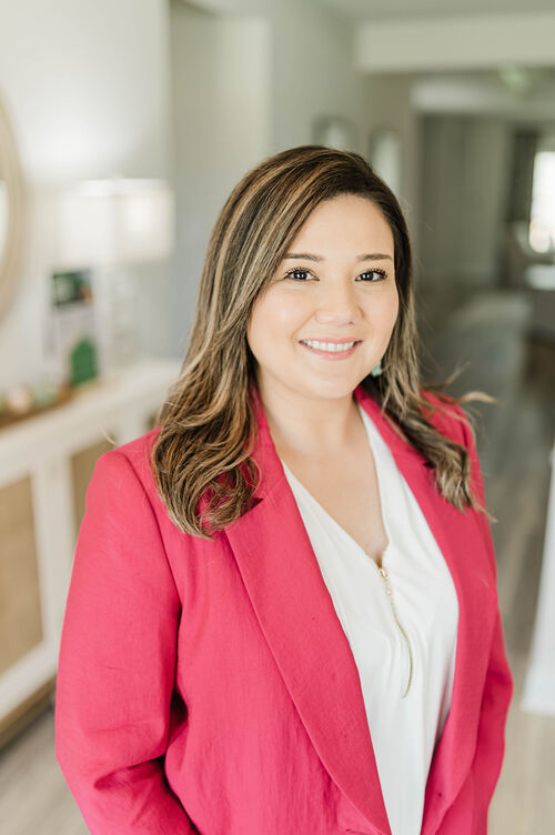 damaris royalty realtor at keller williams | real estate agent in gulfport