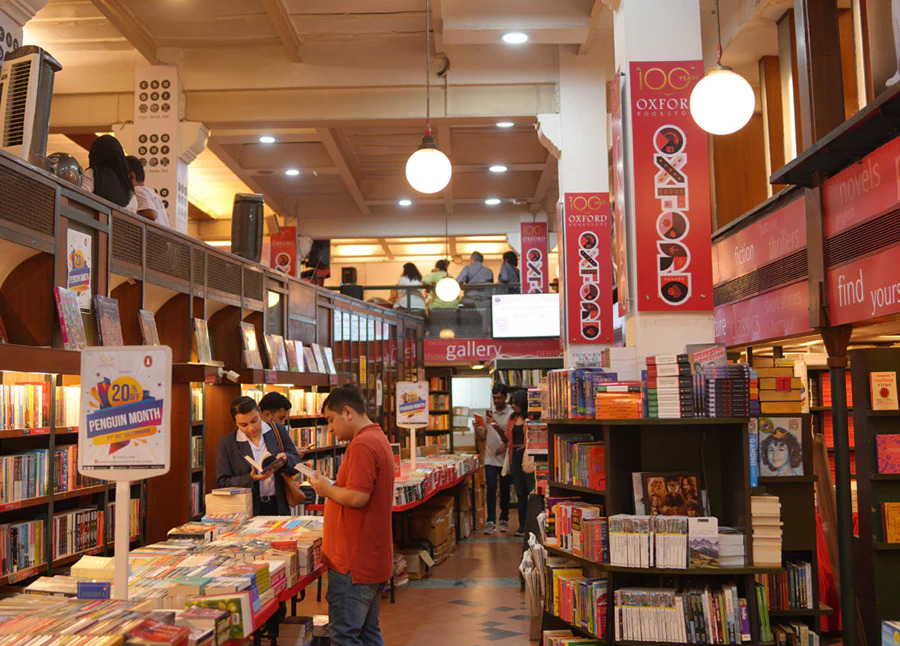 oxford bookstore | book shop in kolkata
