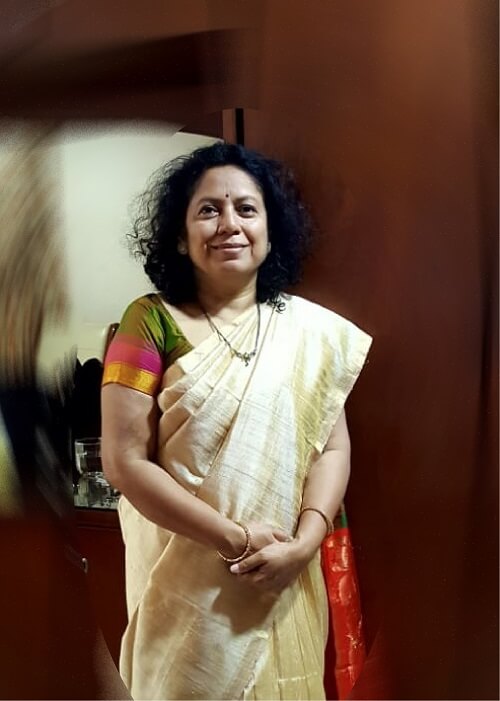 DR. JYOTI BOBE - GYNECOLOGIST IN AIROLI