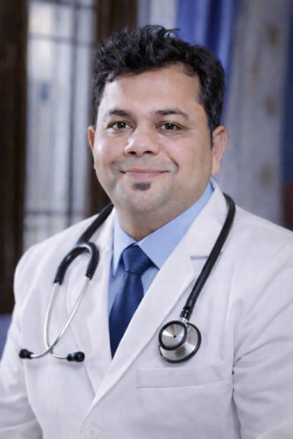 DOCTOR VAIBHAV AGRAWAL M.S. (ORTHOPAEDICS)
