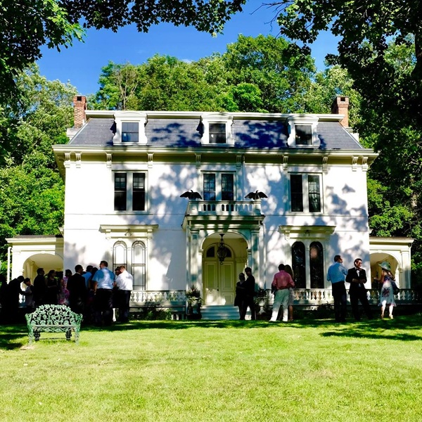 A PRIVATE ESTATE EVENTS LLC