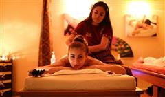 NEUNG THAI SPA MASSAGE SPA IN C   ROAD AHMEDABAD 7575033118