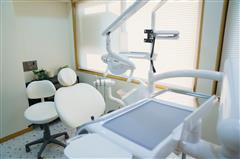 DR. MANE'S DENTAL CLINIC & IMPLANT CENTRE